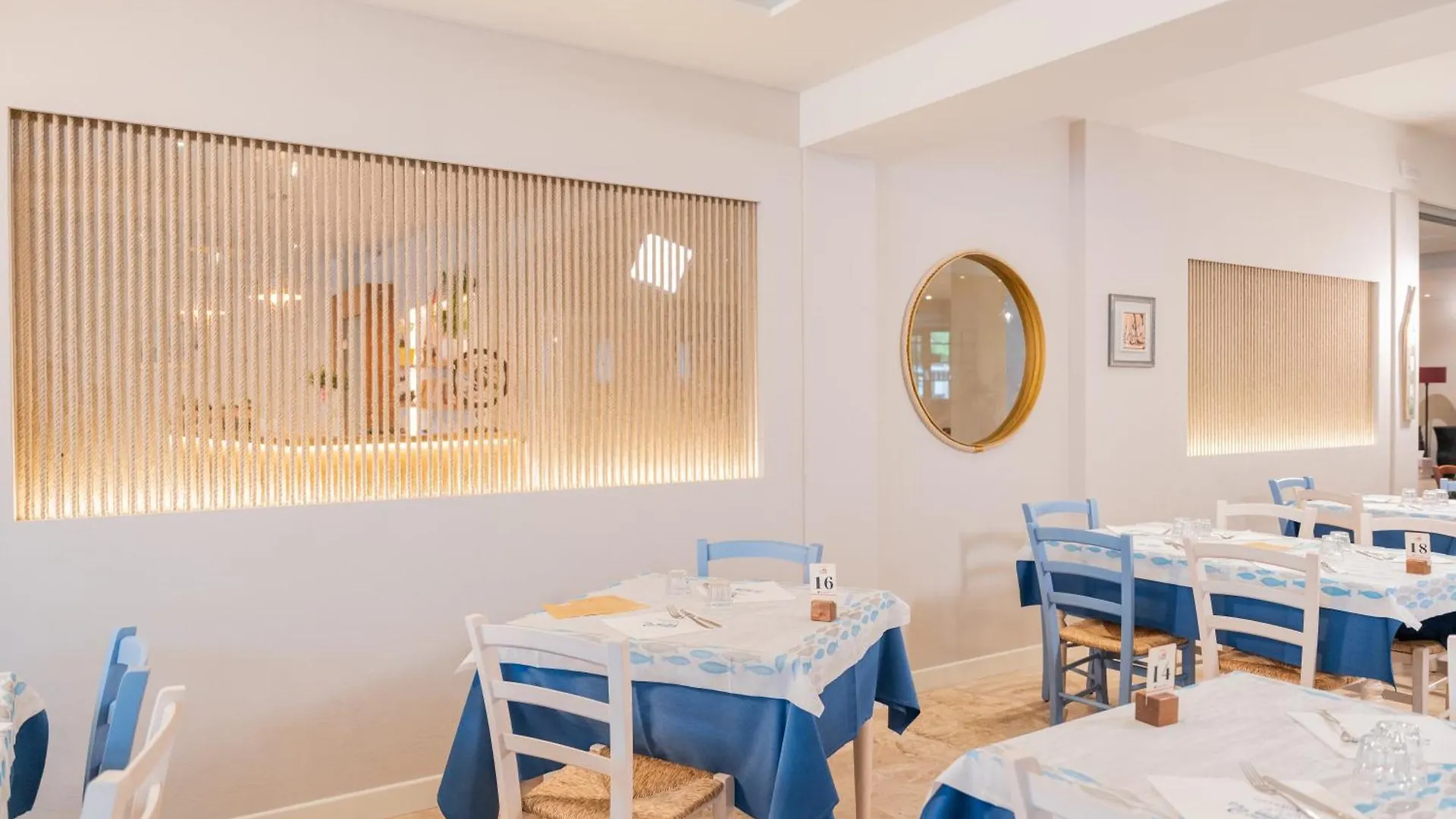 קרביה Hotel Al Faro