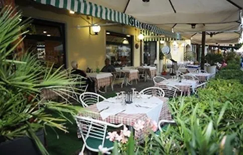 קרביה Hotel Al Faro 3*,  איטליה