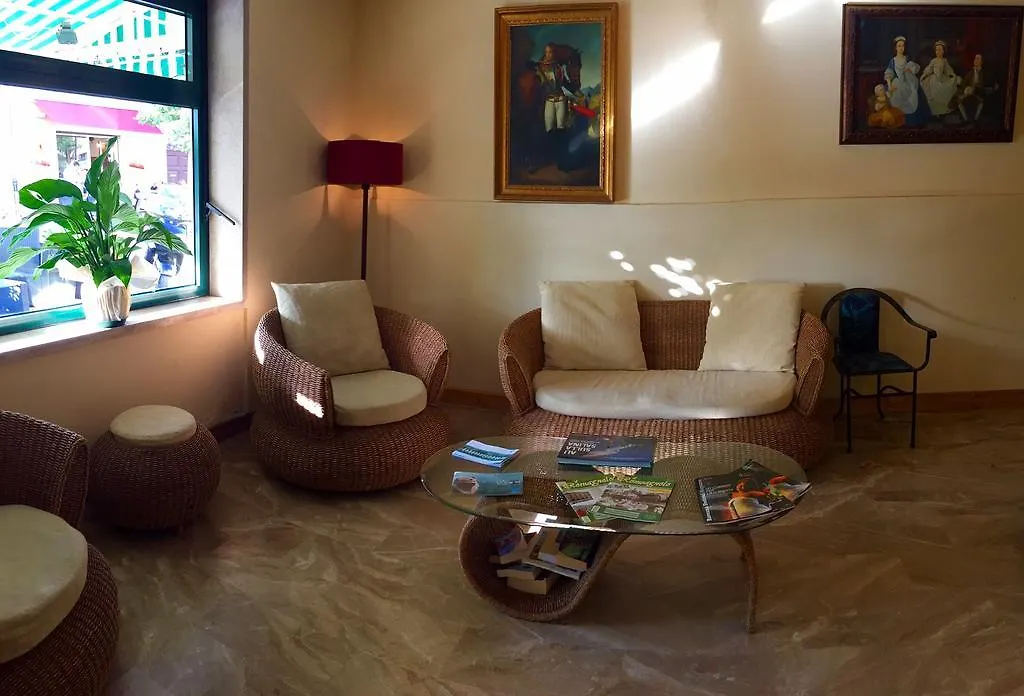 קרביה Hotel Al Faro