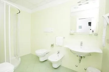קרביה Hotel Al Faro 3*,