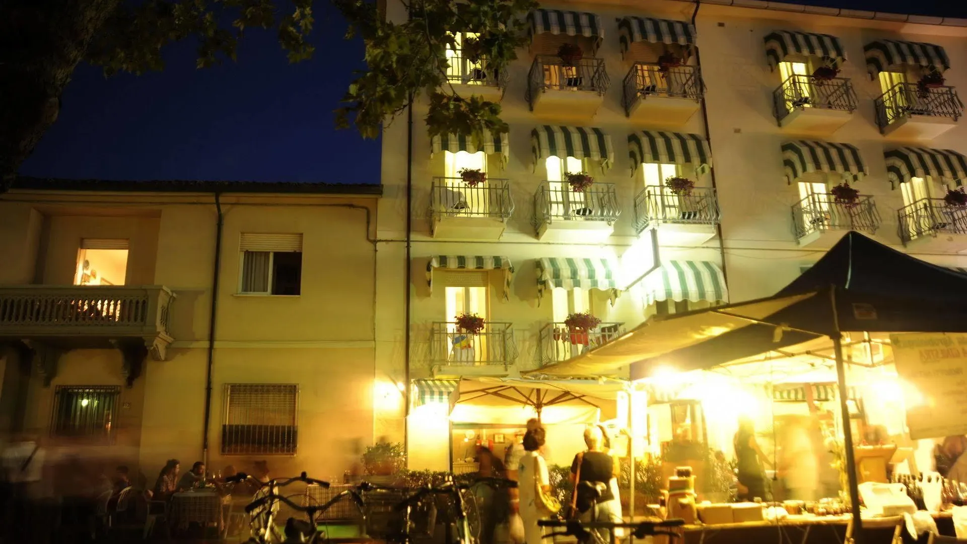 Hotel Al Faro Cervia 3*,  Italy