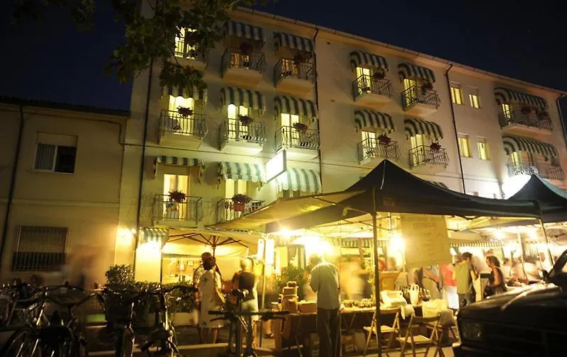 Hotel Al Faro Cervia